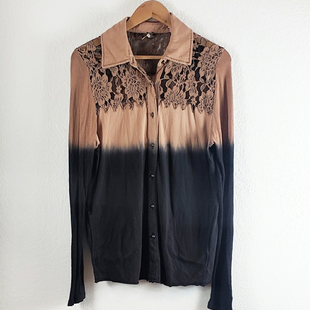 BKE Buckle Ombre Lace Button Up Top